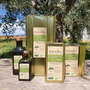 Envases de aceite de oliva virgen extra ecológico cortijo el cura